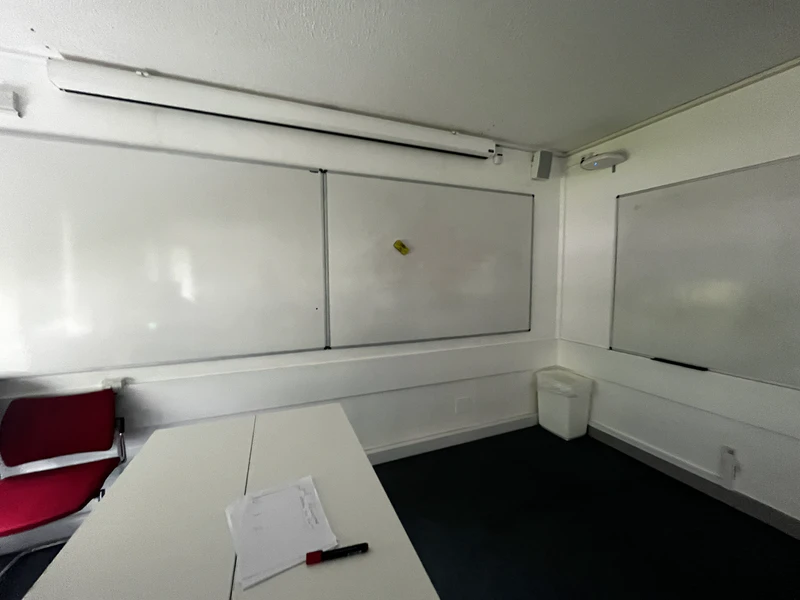 File:H0.03 whiteboards.png